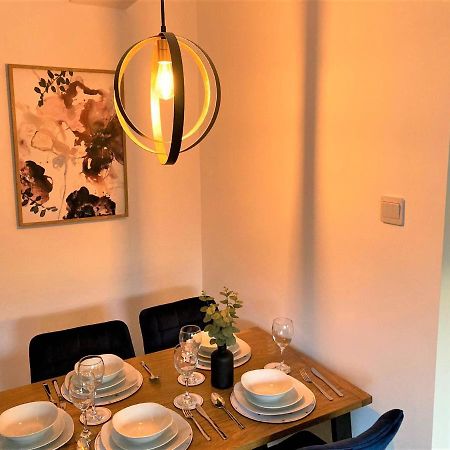 Escape 2 Unwind, Minster Retreat - Sleeps 5 Apartment Йорк Екстериор снимка