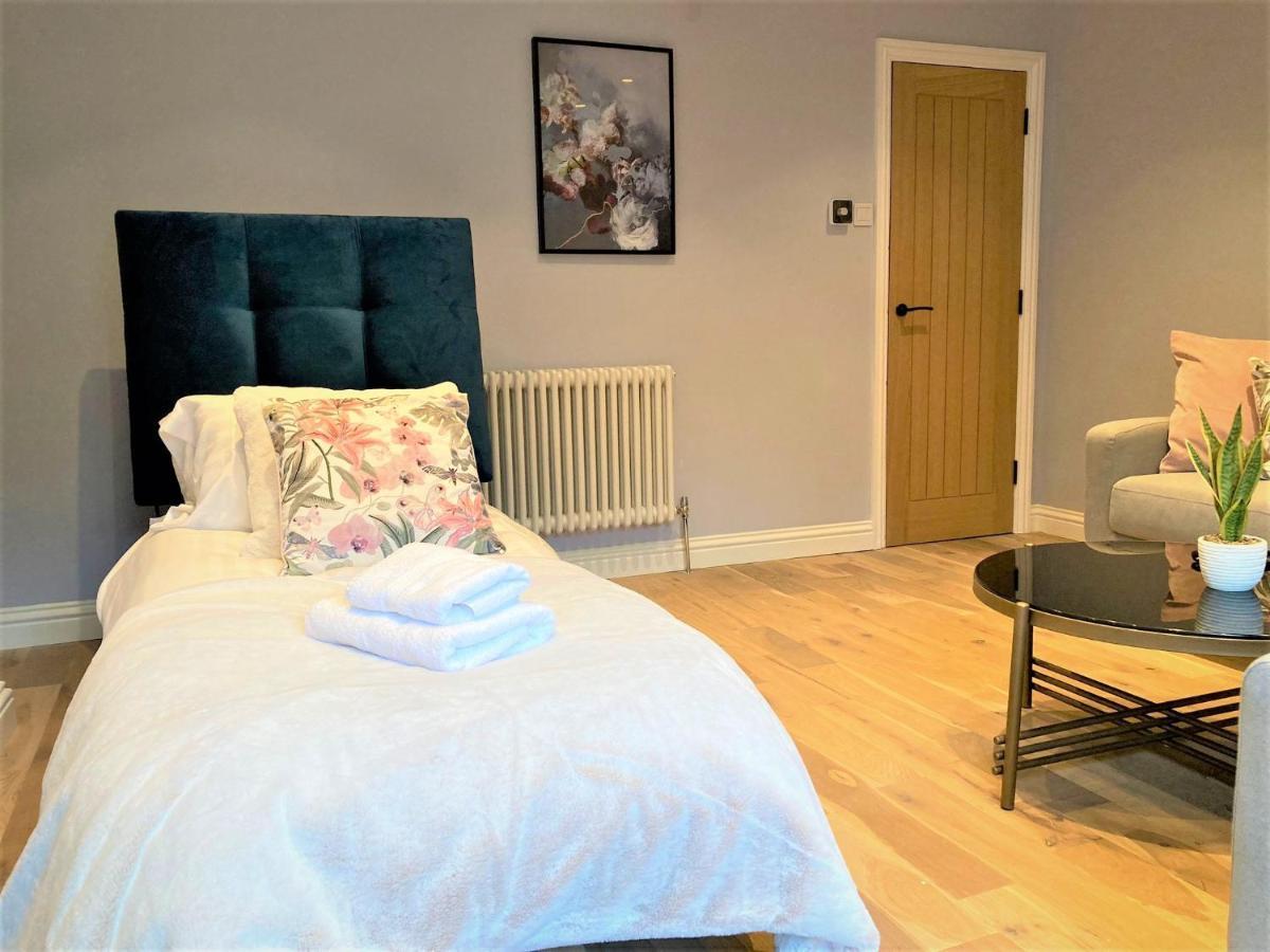 Escape 2 Unwind, Minster Retreat - Sleeps 5 Apartment Йорк Екстериор снимка